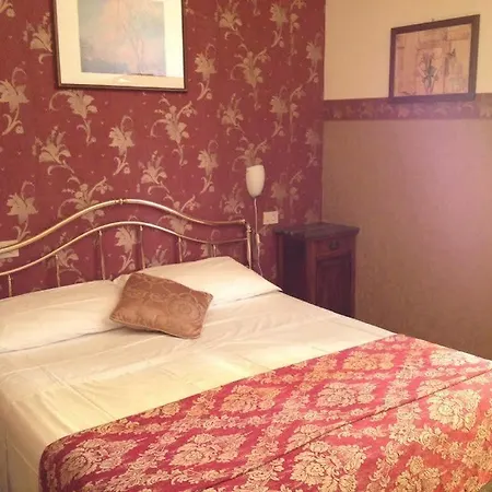 Europa Hotel 3*